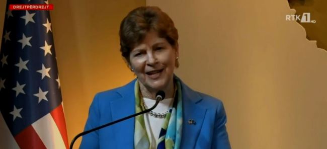 Jeanne Shaheen