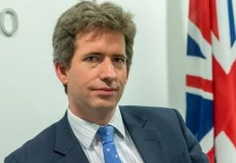 Ambasadori britanik në Beograd: Serbët ta pranojnë se Kosova është shtëpia e 1.7 milionë shqiptarëve që s’duan të jenë pjesë e Serbisë