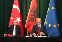 Turqia i dhuron dronë kamikazë Shqipërisë, Rama krah Erdoganit: Të mos shqetësohet askush
