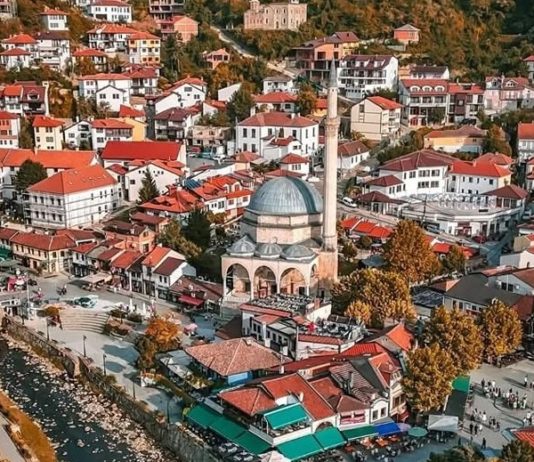 Identifikohet personi që u gjet i vdekur në Prizren – kamerat zbardhin momentin e rrëzimit